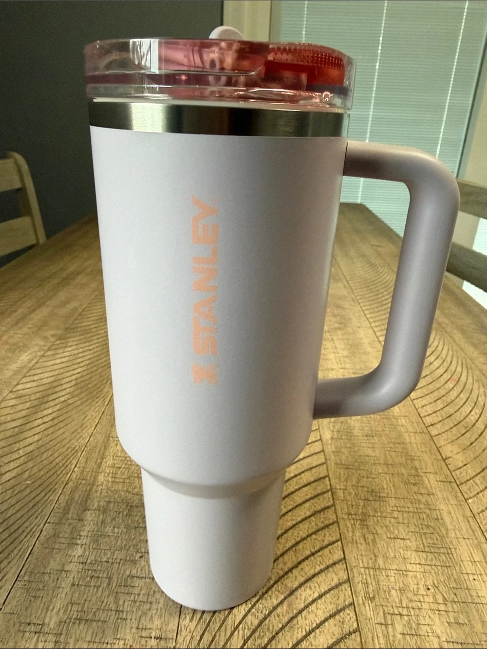 Stanley White Mug with Rose-Translucent Lid - Picture 2 of 4